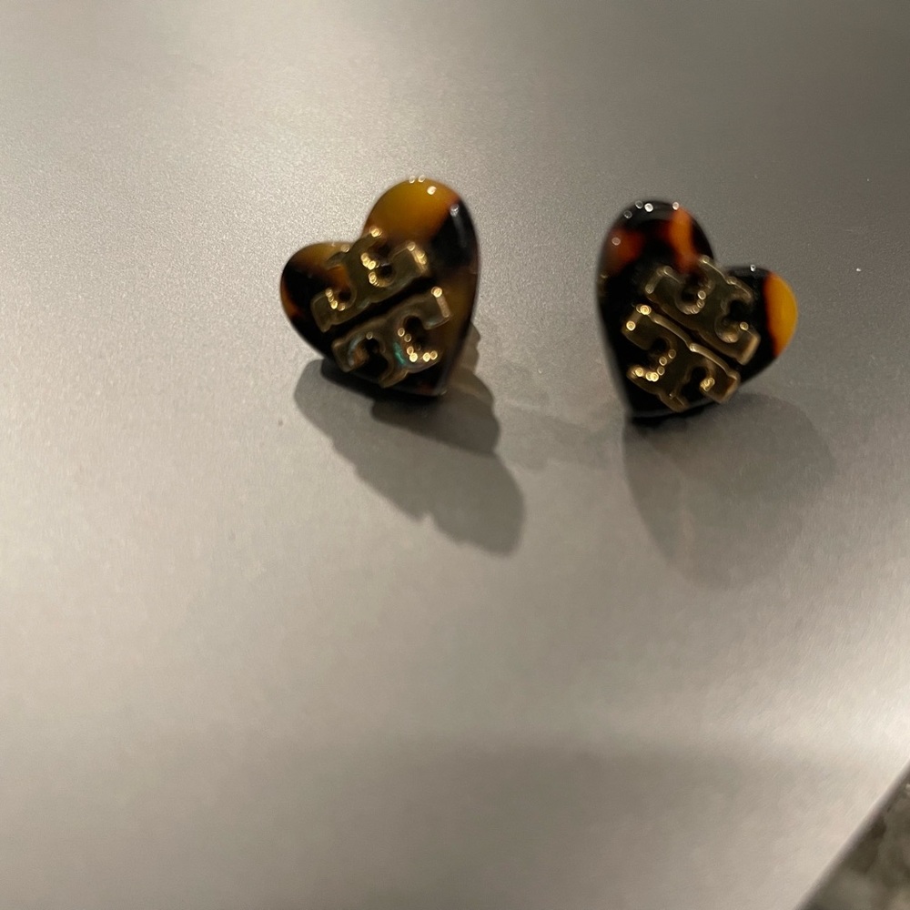 Tory Burch tortoise heart earrings